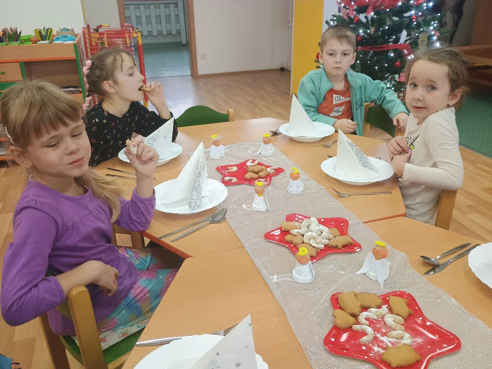 MS-Bucovice-pracovice-skolni-3 MS-Bucovice-pracovice-skolni-3